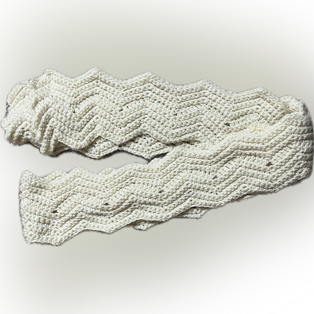 Beautiful creamy handmade scarf - NWOT